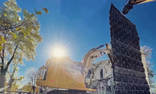Démolition à Thonon-les-bains d'un bâtiment de 5 étages., Thonon-les-Bains, Seiller TP