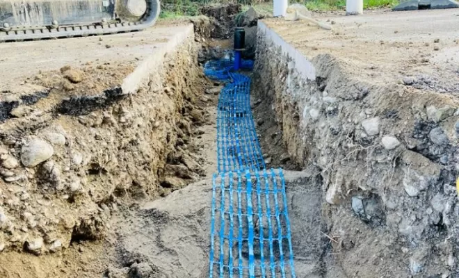 Travaux sur route principale : alimentation nouveau bâtiment avec intervention des services des eaux, Thonon-les-Bains, Seiller TP