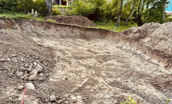 Terrassement et évacuation de la terre végétale pour une future villa à Yvoire, Thonon-les-Bains, Seiller TP